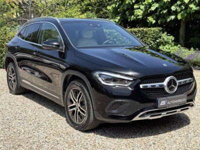 Mercedes Benz Gla250e Progessive Line